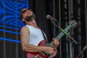 Pinkpop-White-Lies-11
